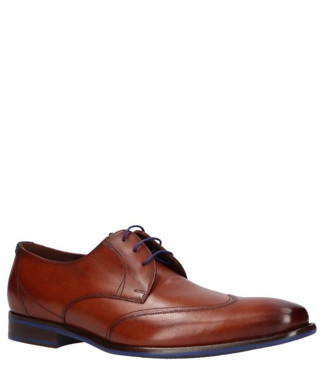Floris van Bommel Floris van Bommel Geklede schoen <span>de Stijler 07.00 SFM-30173 24-01 / 18133/00</span> 00 Dark Cognac Floris van Bommel Geklede schoen <span>de Stijler 07.00 SFM-30173 24-01 / 18133/00</span> de Stijler 07.00 SFM-30173 24-01 / 18133/00 cognac - www.bremmerschoenen.info - Bremmer Schoenen