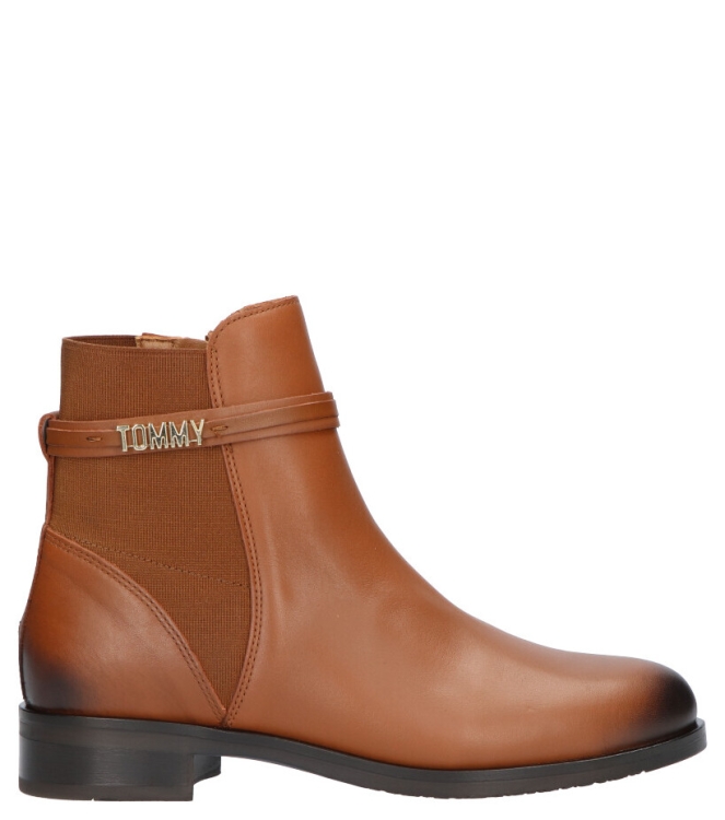 Tommy Hilfiger Tommy Hilfiger Enkellaars <span>FW0FW05155 GOW</span> GOW Pumpkin paradise Tommy Hilfiger Enkellaars <span>FW0FW05155 GOW</span> FW0FW05155 GOW cognac - www.bremmerschoenen.info - Bremmer Schoenen