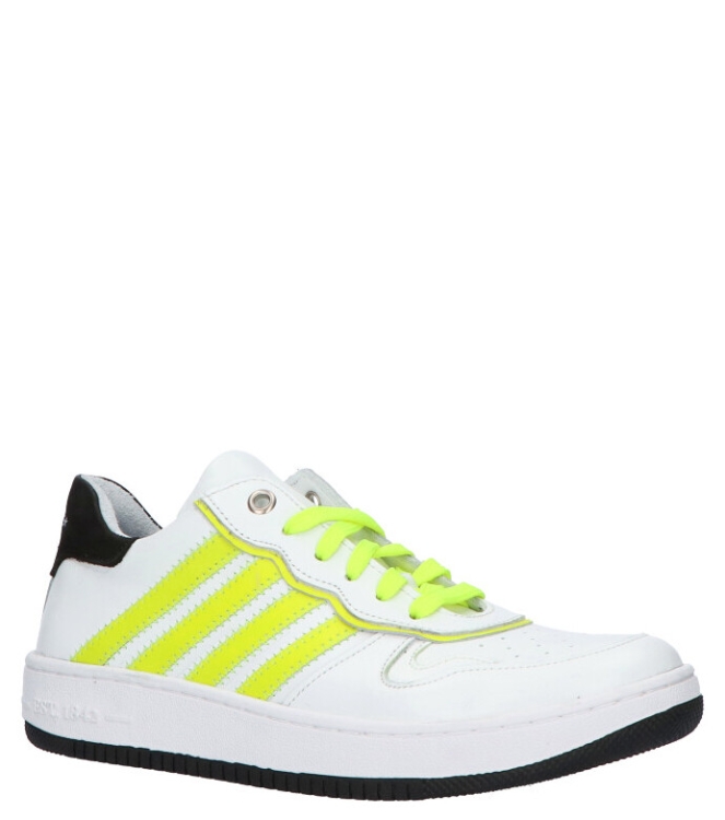 Track Style Track Style sneaker <span>321365 600</span> White/fluor 600 Track Style sneaker <span>321365 600</span> 321365 600 wit - www.bremmerschoenen.info - Bremmer Schoenen