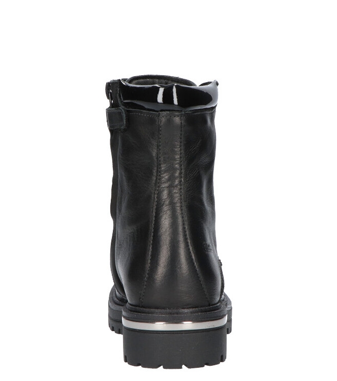 Giga Giga veterboot <span>G3785 A11B29</span> A11B29 velvet black/patent black Giga veterboot <span>G3785 A11B29</span> G3785 A11B29 zwart - www.bremmerschoenen.info - Bremmer Schoenen
