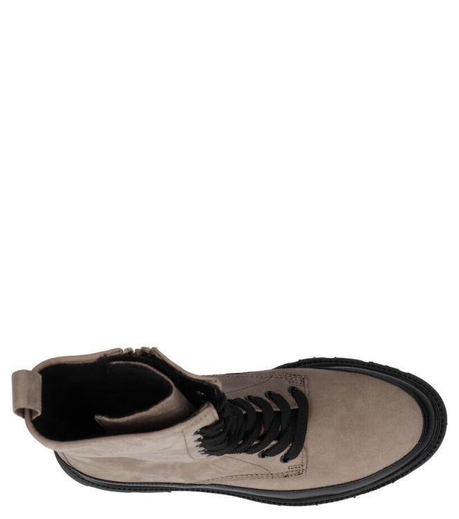 Gabor Gabor veterboot <span>91.831.19</span> 19 fango/schwarz Gabor veterboot <span>91.831.19</span> 91.831.19 beige - www.bremmerschoenen.info - Bremmer Schoenen