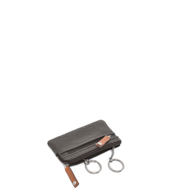 Berba Berba sleuteletui <span>123-098-12</span> Chocolate Berba sleuteletui <span>123-098-12</span> 123-098-12 bruin - www.bremmerschoenen.info - Bremmer Schoenen