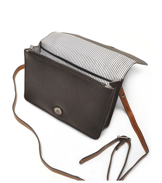 Berba Kleptas <span>125-039-12</span> 125-039-12 bruin - www.bremmerschoenen.info - Bremmer Schoenen