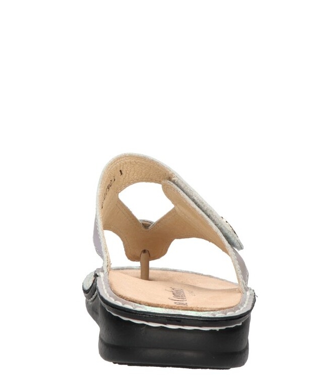 Finn Comfort Finn comfort teenslipper <span>81524 793297 Alexandria-S</span> Argento Finn comfort teenslipper <span>81524 793297 Alexandria-S</span> 81524 793297 Alexandria-S meerkleurig - www.bremmerschoenen.info - Bremmer Schoenen