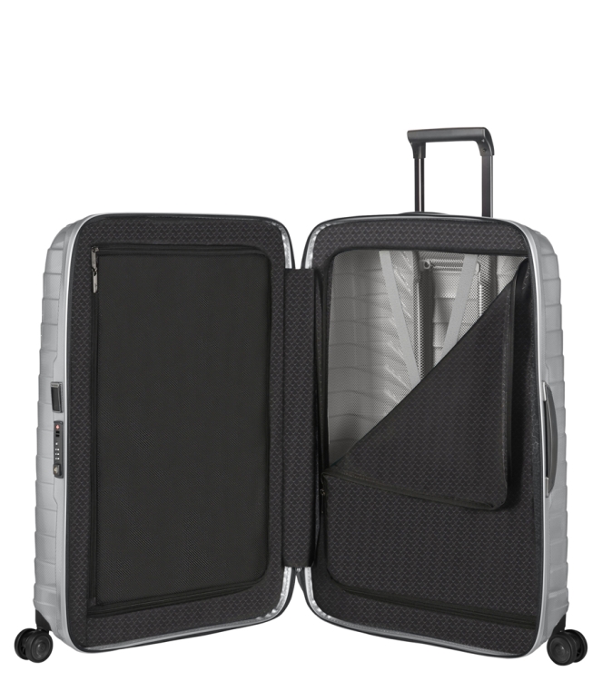 Samsonite Samsonite koffer <span>126041 1776 Proxis Spinner 69</span> Silver Samsonite koffer <span>126041 1776 Proxis Spinner 69</span> 126041 1776 Proxis Spinner 69 zilver - www.bremmerschoenen.info - Bremmer Schoenen