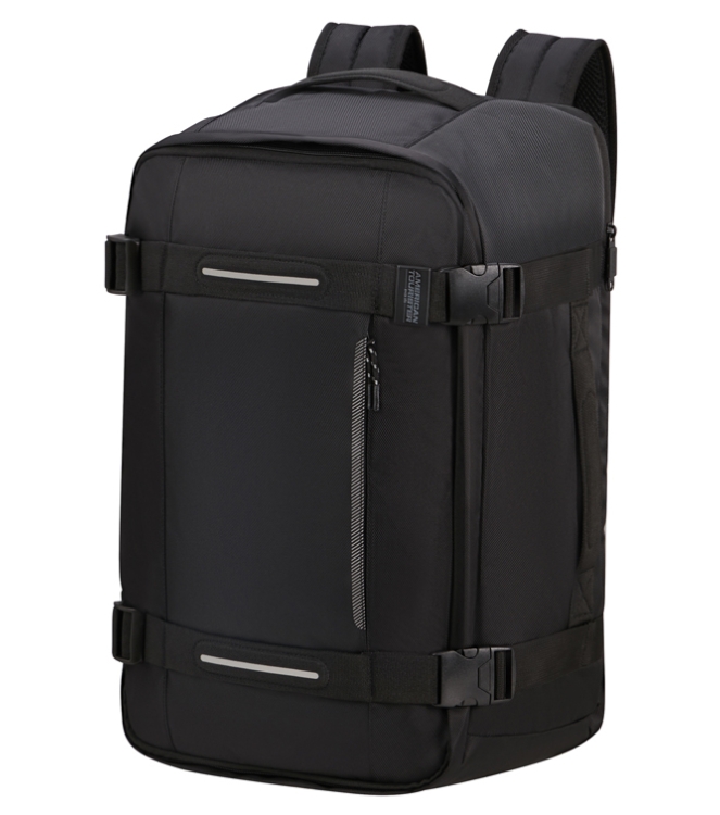 American Tourister AT rugtas <span>151304 0423 Urban Track Travel Backpack</span> Asphalt Black AT rugtas <span>151304 0423 Urban Track Travel Backpack</span> 151304 0423 Urban Track Travel Backpack zwart - www.bremmerschoenen.info - Bremmer Schoenen