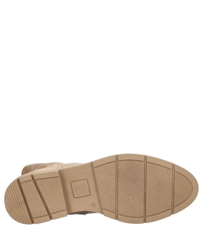 DL-Sport DL-sport veterboot <span>6376 Versione 02</span> Madame Ivory/ Vitello Marmo DL-sport veterboot <span>6376 Versione 02</span> 6376 Versione 02 beige - www.bremmerschoenen.info - Bremmer Schoenen