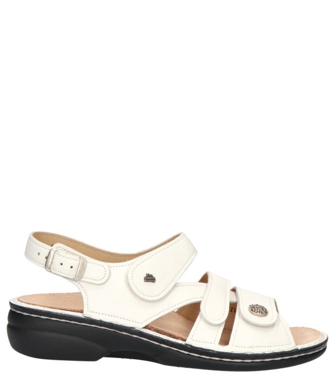 Finn Comfort Finn Comfort sandaal <span>2562 001000 Gomera</span> weiss Finn Comfort sandaal <span>2562 001000 Gomera</span> 2562 001000 Gomera wit - www.bremmerschoenen.info - Bremmer Schoenen