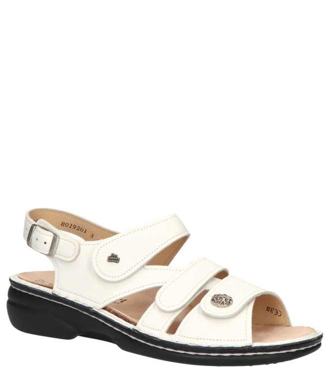 Finn Comfort Finn Comfort sandaal <span>2562 001000 Gomera</span> weiss Finn Comfort sandaal <span>2562 001000 Gomera</span> 2562 001000 Gomera wit - www.bremmerschoenen.info - Bremmer Schoenen
