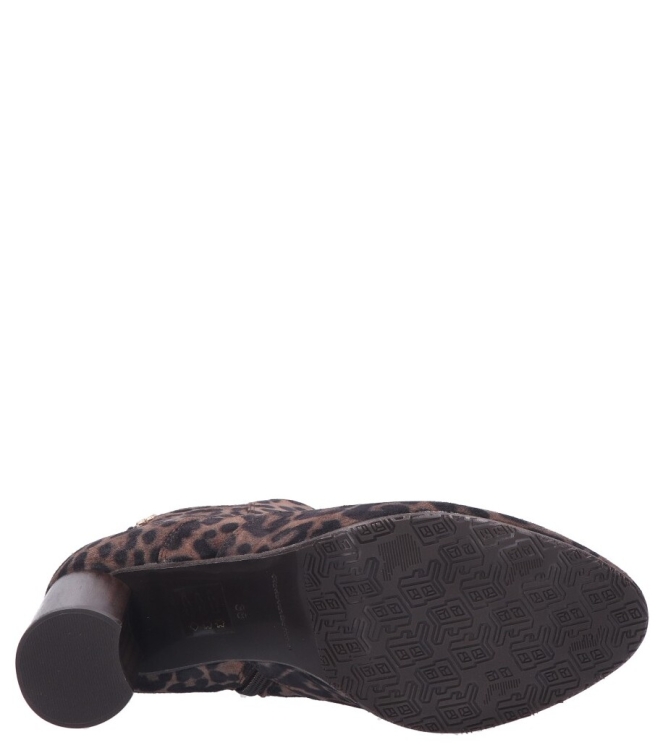 Floris van Bommel Floris van Bommel laarsje <span>SFW-50075 34-02 Kaci 01.07</span> 34-02 Taupe Floris van Bommel laarsje <span>SFW-50075 34-02 Kaci 01.07</span> SFW-50075 34-02 Kaci 01.07 bruin - www.bremmerschoenen.info - Bremmer Schoenen