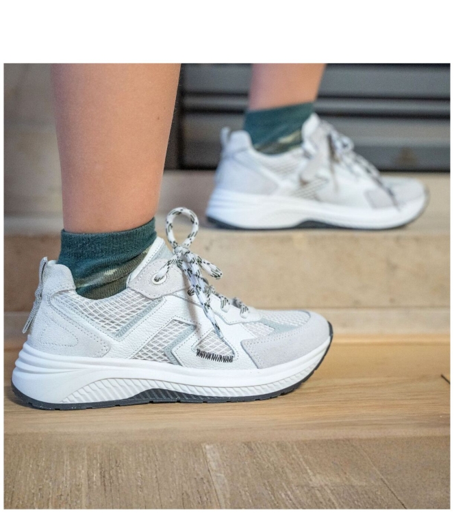 Track Style Track Style sneaker <span>326355 500 Evan Engel</span> 500 White Track Style sneaker <span>326355 500 Evan Engel</span> 326355 500 Evan Engel wit - www.bremmerschoenen.info - Bremmer Schoenen
