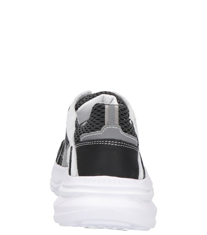 Track Style Track Style sneaker <span>326401 589 Vigo Vos</span> 589 Black Track Style sneaker <span>326401 589 Vigo Vos</span> 326401 589 Vigo Vos zwart - www.bremmerschoenen.info - Bremmer Schoenen