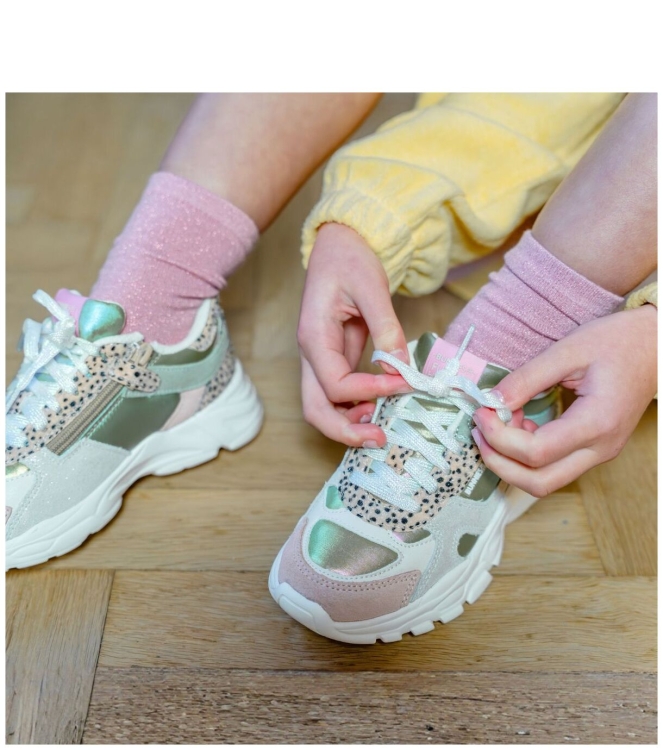 Bunnies JR Bunnies JR sneaker <span>226050 498 Stella Spring</span> 498 lt pink mint champagne Bunnies JR sneaker <span>226050 498 Stella Spring</span> 226050 498 Stella Spring rose - www.bremmerschoenen.info - Bremmer Schoenen