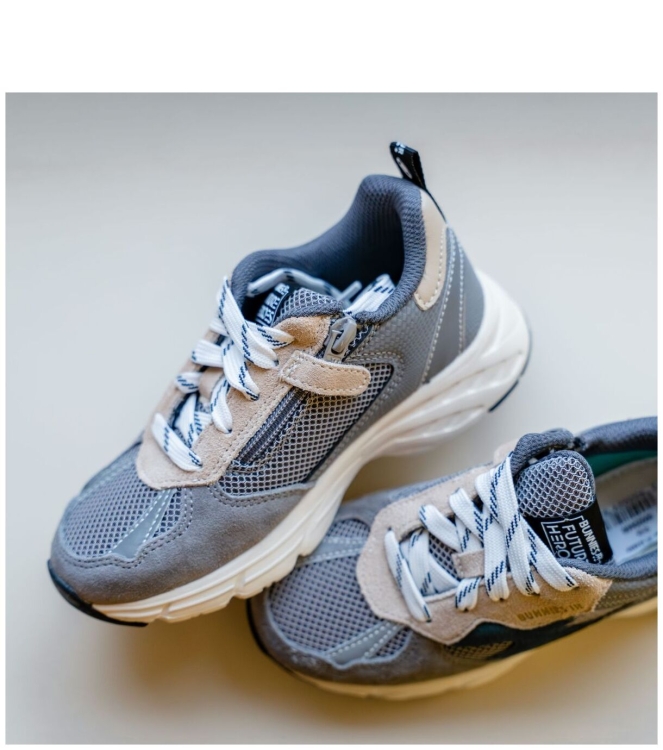 Bunnies JR Bunnies JR sneaker <span>226060 484 Daan Dash</span> 484 grey Bunnies JR sneaker <span>226060 484 Daan Dash</span> 226060 484 Daan Dash grijs - www.bremmerschoenen.info - Bremmer Schoenen