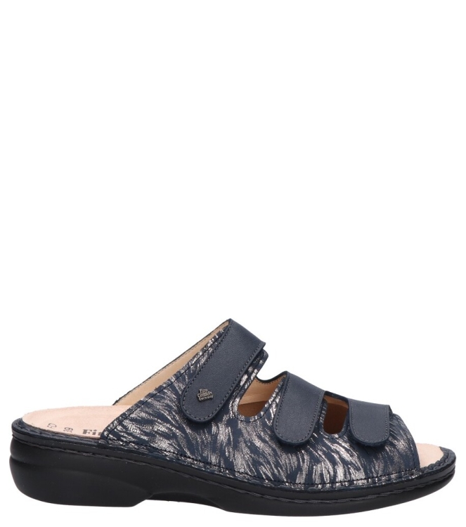 Finn Comfort Finn Comfort slipper <span>5005 903180 Cisano</span> 903180 indigo Finn Comfort slipper <span>5005 903180 Cisano</span> 5005 903180 Cisano blauw - www.bremmerschoenen.info - Bremmer Schoenen