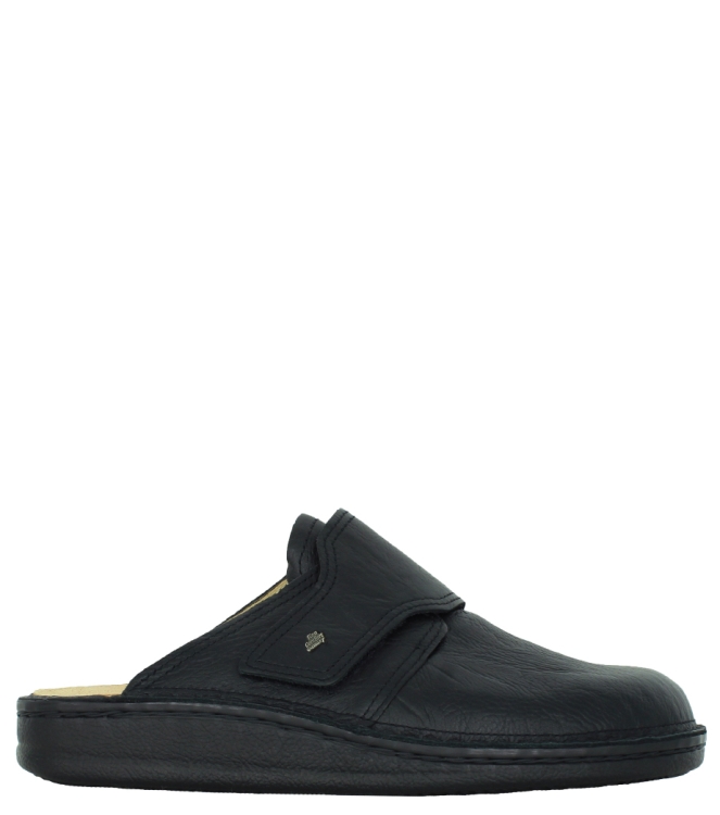 Finn Comfort Finn Comfort slipper <span>1515 044099 Amalfi</span> Zwart Finn Comfort slipper <span>1515 044099 Amalfi</span> 1515 044099 Amalfi zwart - www.bremmerschoenen.info - Bremmer Schoenen