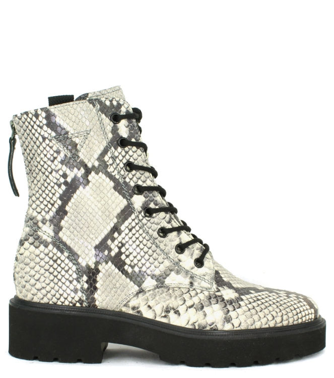 Paul Green Paul Green veterboot <span>9581-035</span> mamba/city kid pebble/black Paul Green veterboot <span>9581-035</span> 9581-035 wit - www.bremmerschoenen.info - Bremmer Schoenen